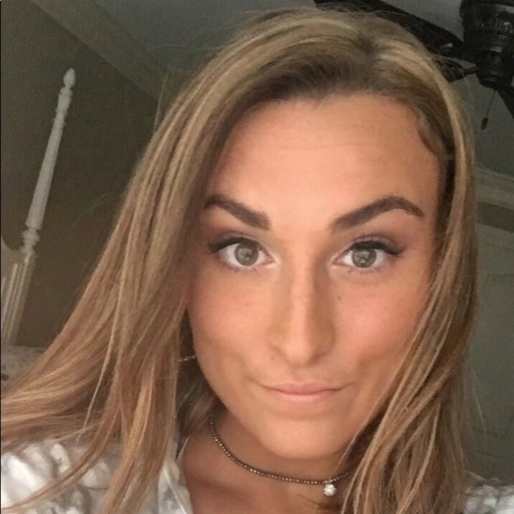 Meet your Posher, Sofia